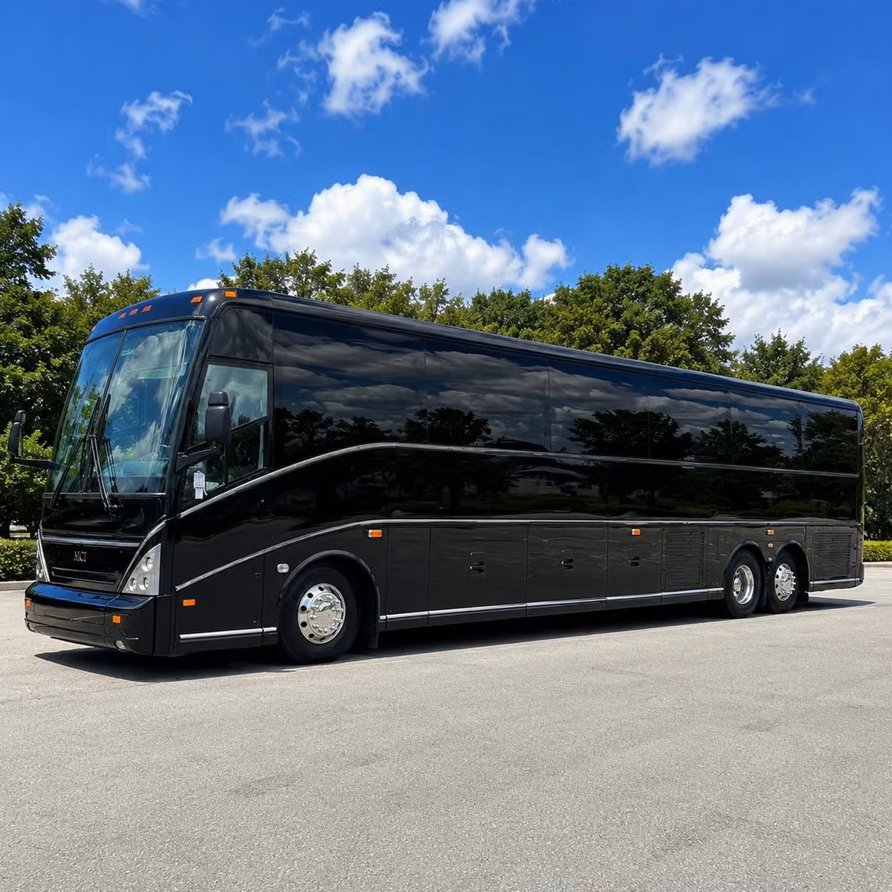 construction and worksite crew transportation in elk grove