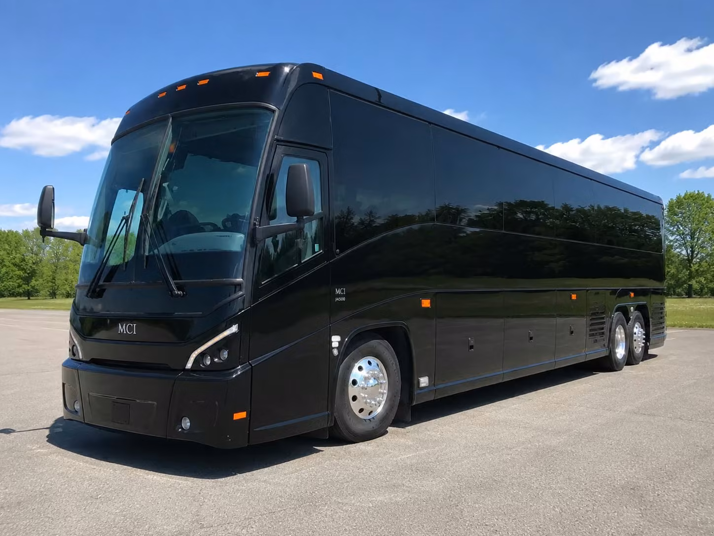 corporate employee shuttle bus rentals in elk grove