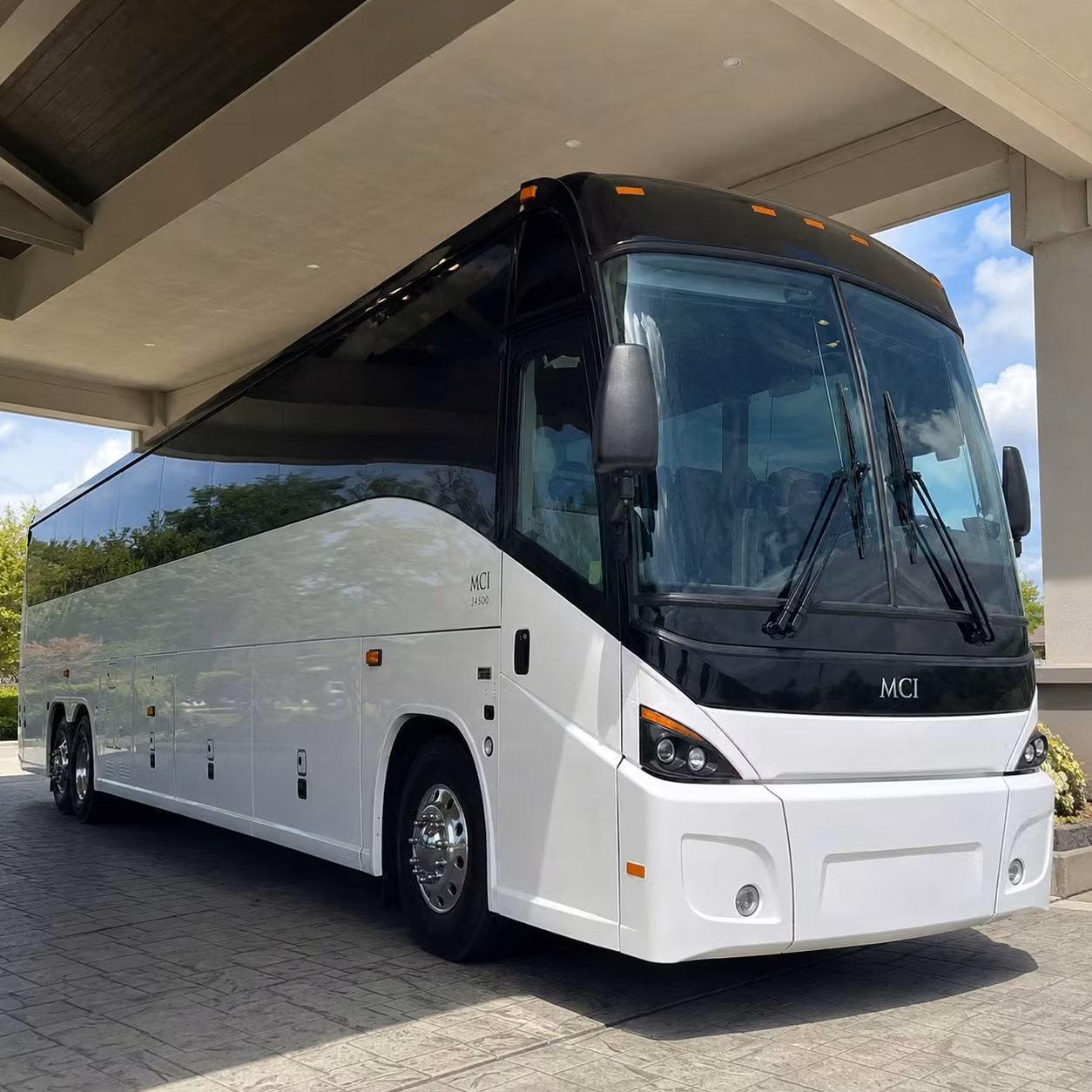 when the show is at cal expo or aftershock festival an elk grove charter bus is your best move